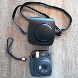 Schwarze Polaroid Kamera
1x benützt
Inkl. Passender Tasche