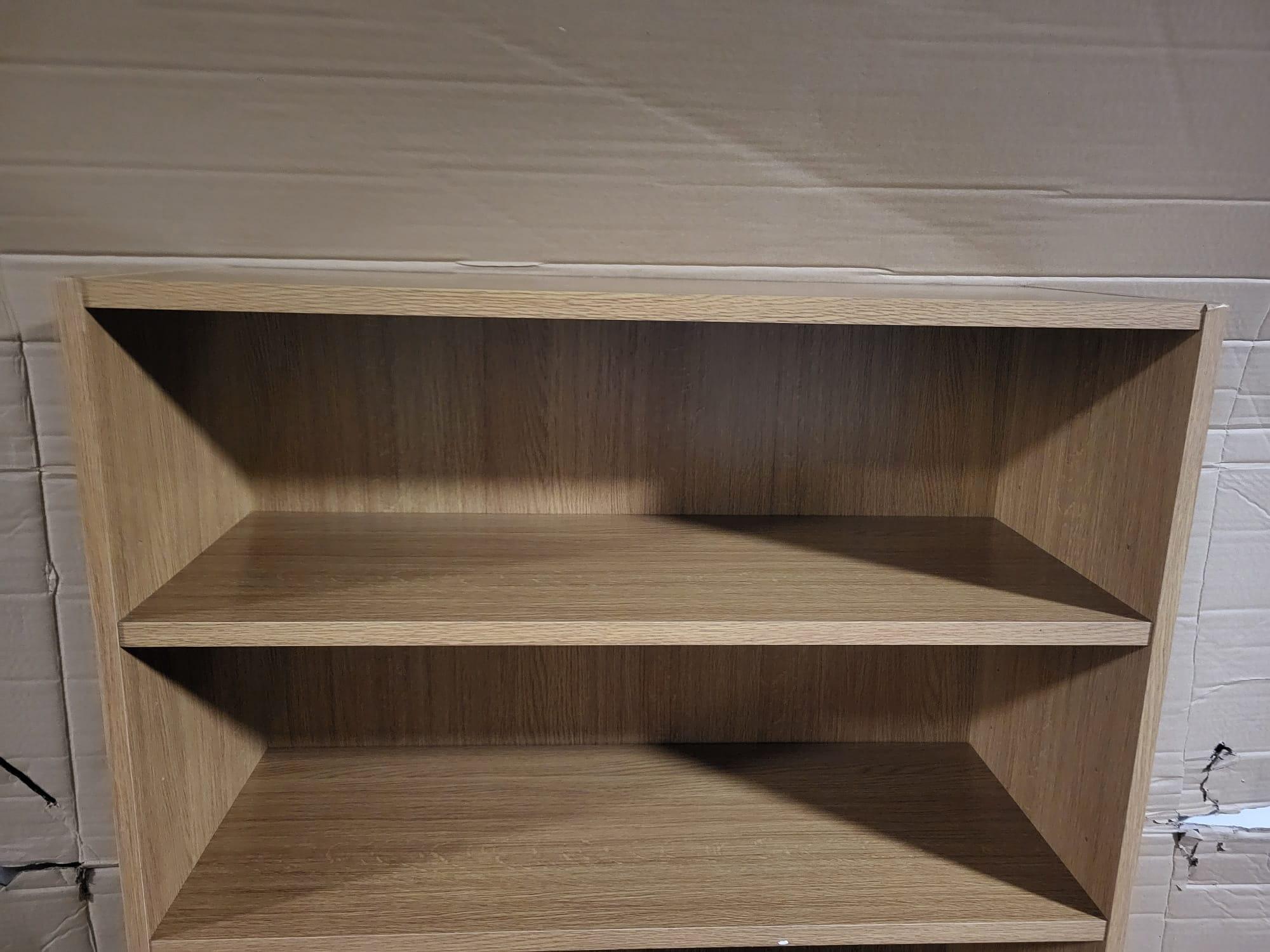 Exdisplay Maine Deep Bookcase Oak Effect In Bd Bradford F R Zum Verkauf Shpock De