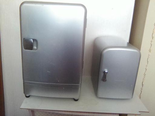 Buy & Sell North Northamptonshire Kettering - North Northamptonshire - Photos for Pair Electric cooler boxes