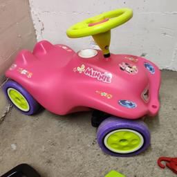 Verkaufen Big Bobby Car Next - "Minnie" pink. Selten benutzt und deshalb in einem sehr guten Zustand.



Zustand: sehr gut!

Beachte auch meine anderen Angebote! ;)

Der Verkauf erfolgt unter Ausschluss jeglicher Gewährleistung.