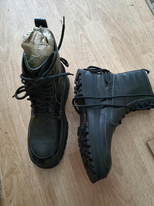 Buy & Sell South East London Old Kent Road - South East London - Photos for ASRA Leather Ankle Boots size EU 42
