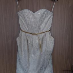Zum verkauf steht hier dieses beige goldene Cocktailkleid / Partykleid vom H&M in grösse 34 xs.
Versand ist gerne gegen kostenübernahme möglich.