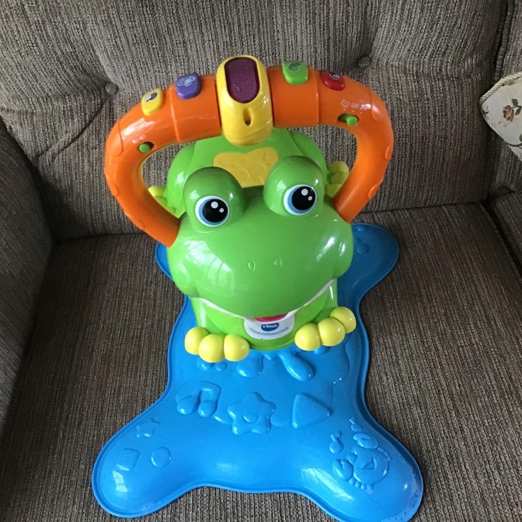 Vtech bounce and spin frog in WV11 Wolverhampton für 5,00 £ zum Verkauf ...