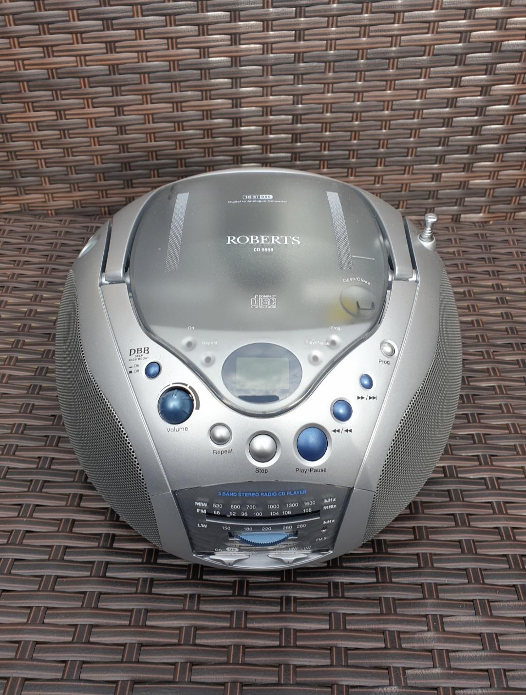 Roberts Radio/CD player in ME17 Maidstone for £30.00 for sale Shpock