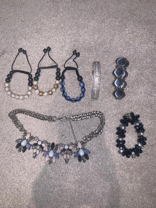 Buy & Sell Hertfordshire Welwyn Hatfield - Photos for Women’s junk jewellery