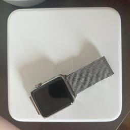 1 series Apple Watch with Milanese Loop with original box and accessories. Adding to this the watch keeper and charger holder in the picture.