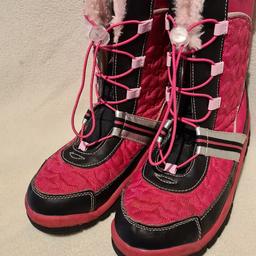Ladies Marks And Spencer Pink S⁸now Boots In Excellent Condition Uk 4. 1st 2c will buy.  See photos for condition, flaws, size and materials. I can offer try before you buy option if you are local but if viewing on an auction site viewing STRICTLY prior to end of auction.  If you bid and win it's yours. Cash on collection or post at extra cost which is £4.55 Royal Mail 2nd class. I can offer free local delivery within five miles of my postcode which is LS104NF. Listed on five other sites so it may end abruptly. Don't be disappointed. Any questions please ask and I will answer asap.
