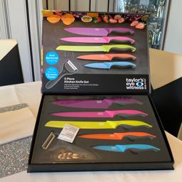 Beautiful colourful knife set
 Brand new
With potato peeler