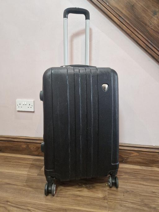 Buy & Sell East London Leyton - E15 - Photos for luggage / Suitcase