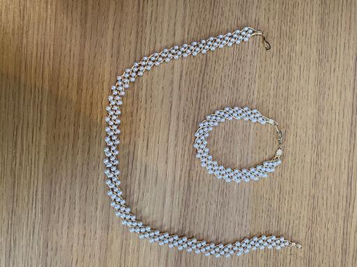 Buy & Sell East London Wanstead - East London - Photos for Pearl jewellery set