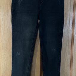 *New* with tags Girls jeggings
age 10-11 years
Purchased from Primark
Collection only