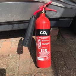 TG FIREPOWER CO2 2KG FIRE EXTINGUISHER **PREMIUM PRODUCT*
These are Thomas Glover FirePower CO2 Fire Extinguishers . The TG Firepower range are highly regarded for their quality within the Fire Protection Industry. Made in Europe and manufactured of Aluminium, these are products that offer the consumer reliability and long service life.
This item is for cash on collection only from Ilford area