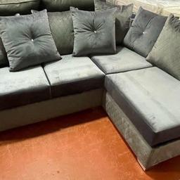 🌟IN STOCK🌟

MADE IN THE UK 🇬🇧 

DIAMOND BYRON CORNER SOFA IN GREY PLUSH SCATTER BACK CUSHIONS  (PICTURE SHOWS RIGHT HAND)

£600.00

B&W BEDS

1-2 Parkgate court 
The gateway industrial estate 
Parkgate 
Rotherham 
S62 6JL 

01709 208200 

Website - bwbeds.co.uk 

Free delivery to anywhere in South Yorkshire Chesterfield and Worksop 

Same day delivery available on stock items when ordered before 1pm (excludes sundays )

Shop opening hours 
Monday - Friday 10-6
Saturdays 10-5
Sundays 11-3