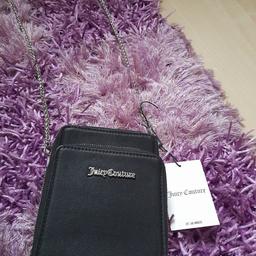 Juicy Couture
Crossbody Tasche/Handytasche

1 x getragen wie neu

Np € 119

Versand 4.50

Privatverkauf