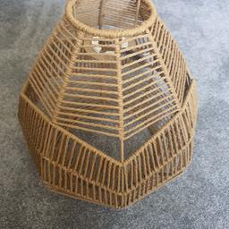 Rattan Pendant Light Shade

Used before redecorating room, still in great condition.