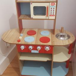 GRAB BARGAIN FOR CHRISTMAS !
kids play kitchen in nice condition
REDUCE NOW ONLY £25 !!


Collection from en3 Enfield
