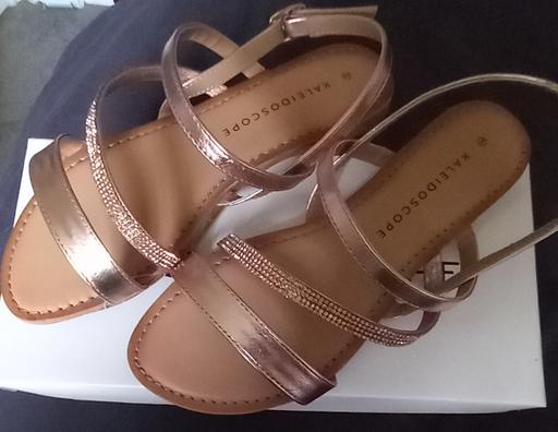 Buy & Sell Pembrokeshire - Wales Clarbeston Road - Pembrokeshire - Photos for Ladies Rose Gold Leather Sandals