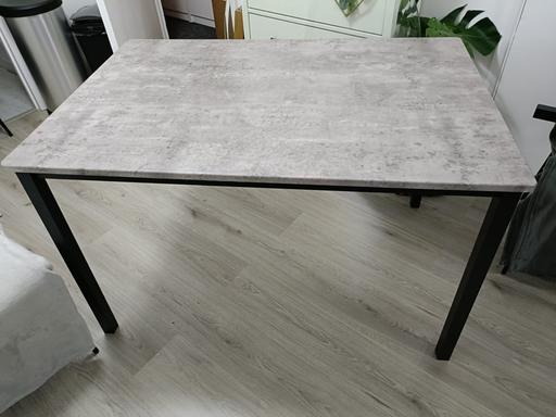 Buy & Sell West London Yeading - West London - Photos for Executive style dinning table