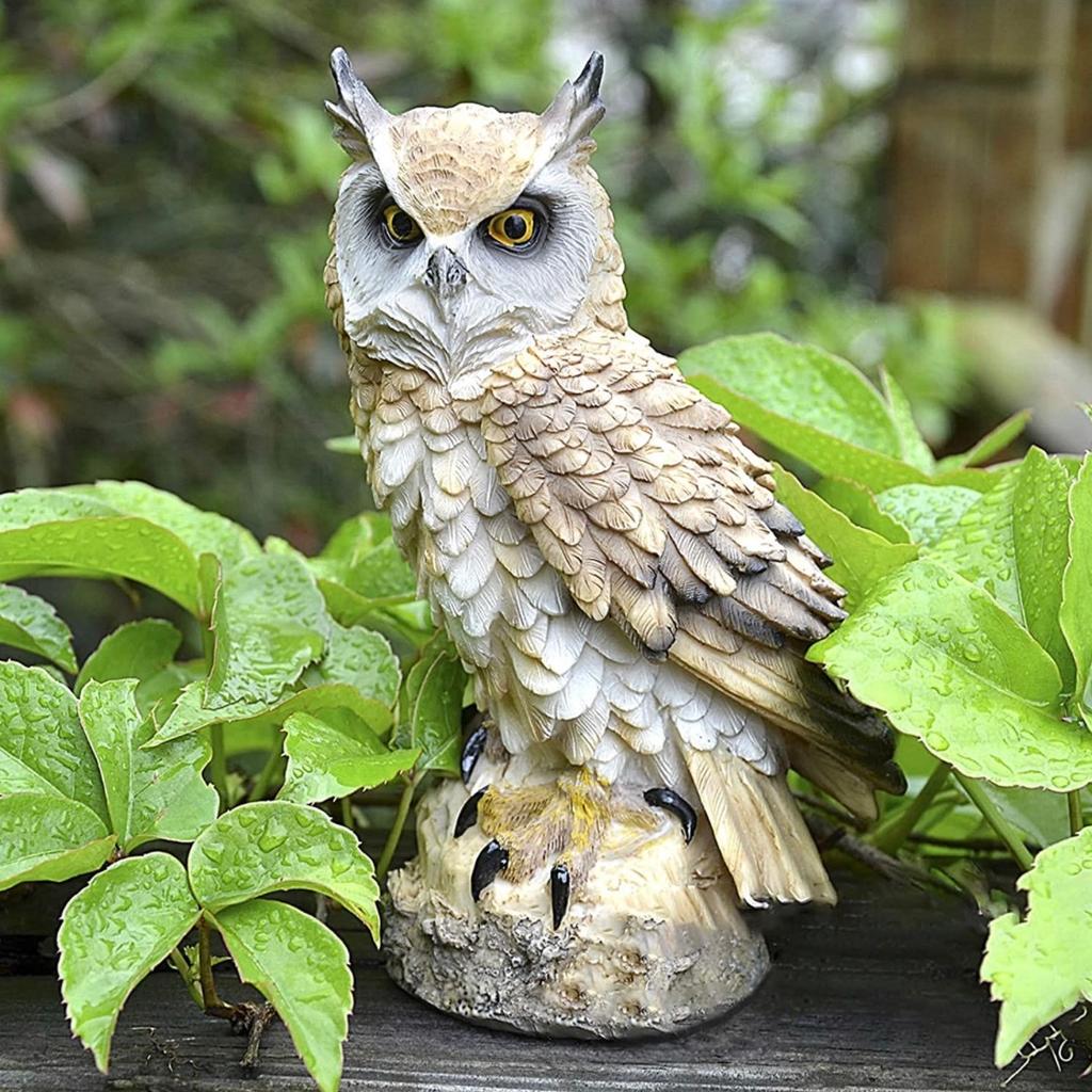Garden Ornament Owl Decoration Gardening Gifts for Women Resin Material Collection Owl Ornaments for the Home Garden Statues Outdoor Animals Pigeon Deterrent White

MATERIAL:Owl ornaments made of high-quality resin material, stable and durable.
DESIGN:Owl garden statues design by hand, attention to detail, using high-quality paint does not fade easily.
DECORATION:This Owl decoration is the perfect garden ornaments outdoor for your garden, porch, patio, or deck.Owl resemblance scarecrow for garden,the role of bird deterrent,pigeon deterrent.
GREAT GIFT: Owl gifts great gardening gifts for women as holiday and housewarming gifts Collection to that special someone.
SIZE:The size of the owl ornament 8x7x18cm,this statue fits right in any location at your home.