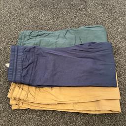 Brand new
Boys trousers pack of 3
H & M
Size 8/9 years
Colours navy, beige, teal