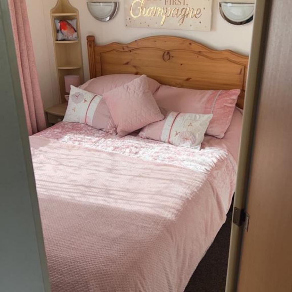 caravan for hire Skegness chapel saint leonards 5 mins away from fantasy island by car 11 mins on bus which is just outside the site my caravan is 8 berth and well sort after site very well equipped safety bed guard high chair all bedding provided all tea coffee sugar provided taking bookings for 2023 50 deposit secures dates returnable but not for cancellations please in box me for details very good prices with swimming pool look up golden palm site to appreciate good reviews good club for kids pm for more information