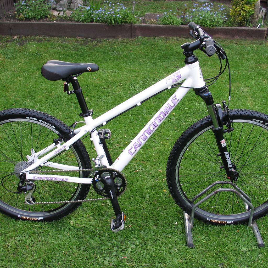 Cannondale F6 girls / ladies mountain bike in WV10 Wolverhampton for £ ...