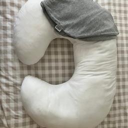 Harmony duo outlet twin feeding pillow