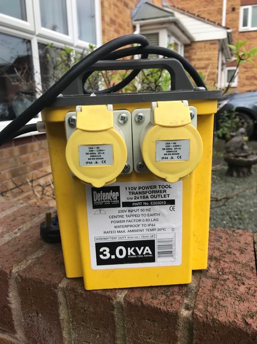 Buy & Sell Nottinghamshire Mansfield - Photos for 110 volt transformer