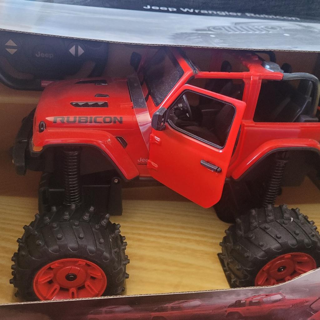 jeep wrangler rubicon remote controlled car in DY5 Stourbridge für 25