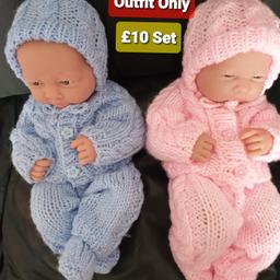 BERENGUER DOLL OUTFIT
For 1 Set Order your colour
DOLL NOT INCLUDED
Cardigan Trousers Booties pom pom Hat.
Can be ordered in your Colour Choice.I except Paypal Payments as friend save charges
If paying Paypal message me please
Available
ORDER YOUR COLOUR

Can order your Colour Choice