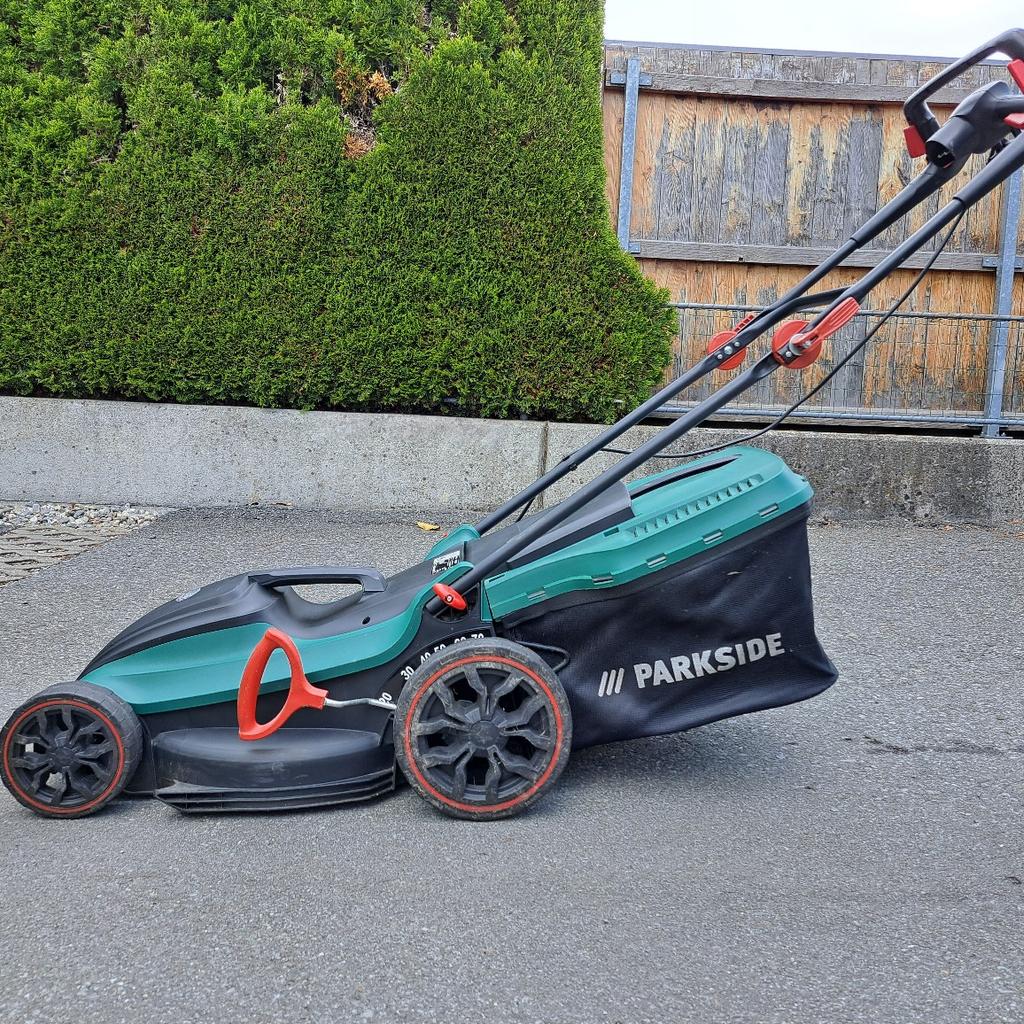 Elektro Rasenmäher in 6890 Marktgemeinde Lustenau für 15,00 € zum