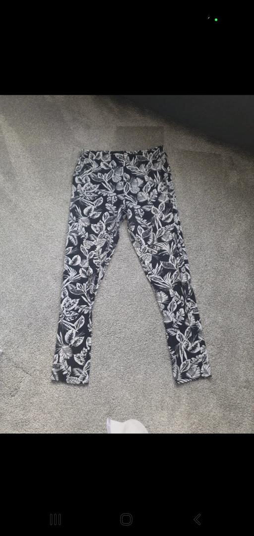 Buy & Sell West Midlands Dudley - Photos for Black and white leggings