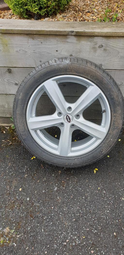 Vehicles Shropshire Telford and Wrekin - Photos for volvo V60 & S60 spare wheel