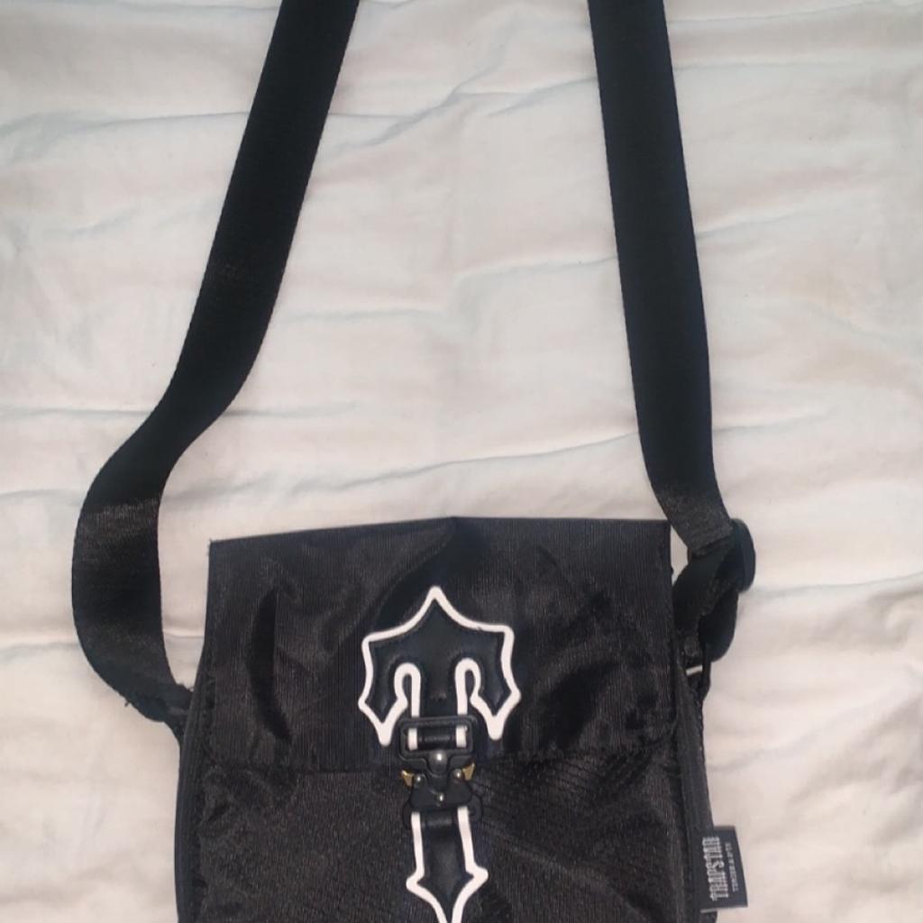 Black trapstar pouch in RM13 London for £55.00 for sale | Shpock