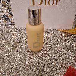 genuine dior new foundation fullsize 30mls

0warm
coolrose available and mediums shade available please 