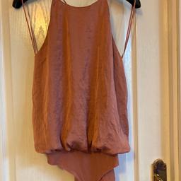 Shiny Zara top size s. Excellent condition