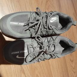 Great condition
size 8 (41)
grey colour
£25
please see my other items for sale