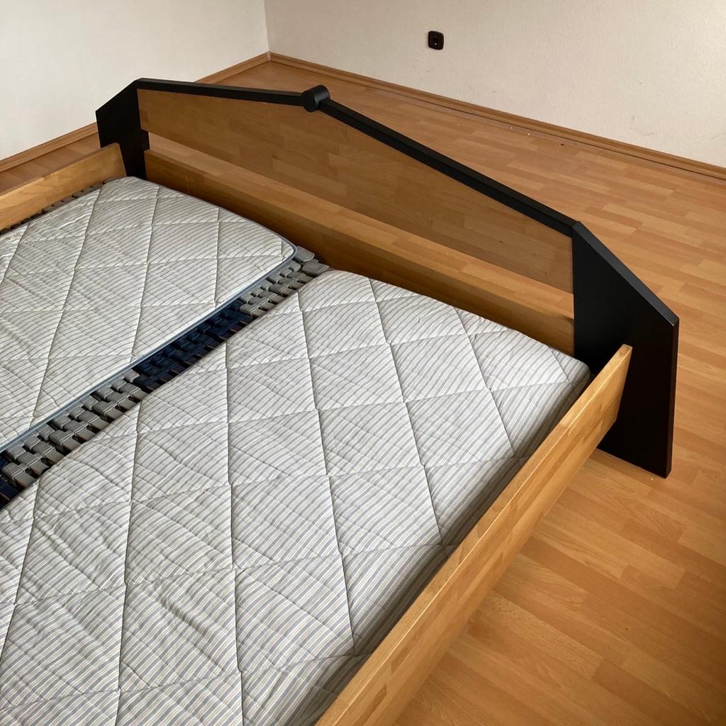 Schlafzimmer Doppelbett Gestell mit Lattenrosten
