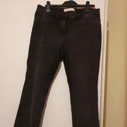 ladies jeans elastic size 16 petite  can fit size 14.from Next