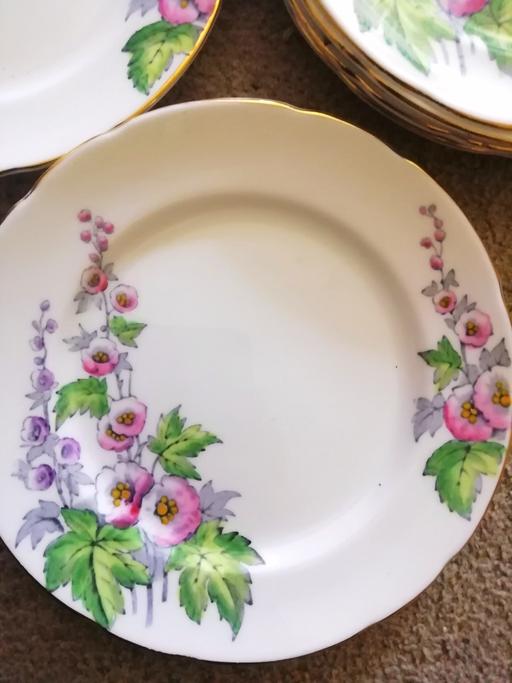 Buy & Sell Nottinghamshire Ashfield - Photos for Old Royal Hollyhocks plates