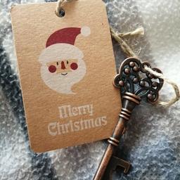 Magic Santa Key
Perfect for Christmas eve box
Pet and smoke free home 🏡
Reduced