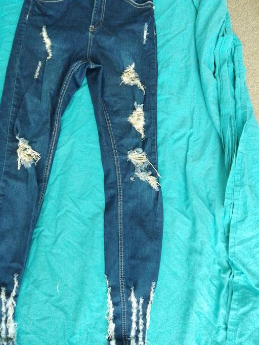 Buy & Sell West Midlands Birmingham - Photos for Ripped jeans size 8