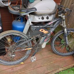 mens used mountain bike. could do with a little maintenance. good comfortable ride