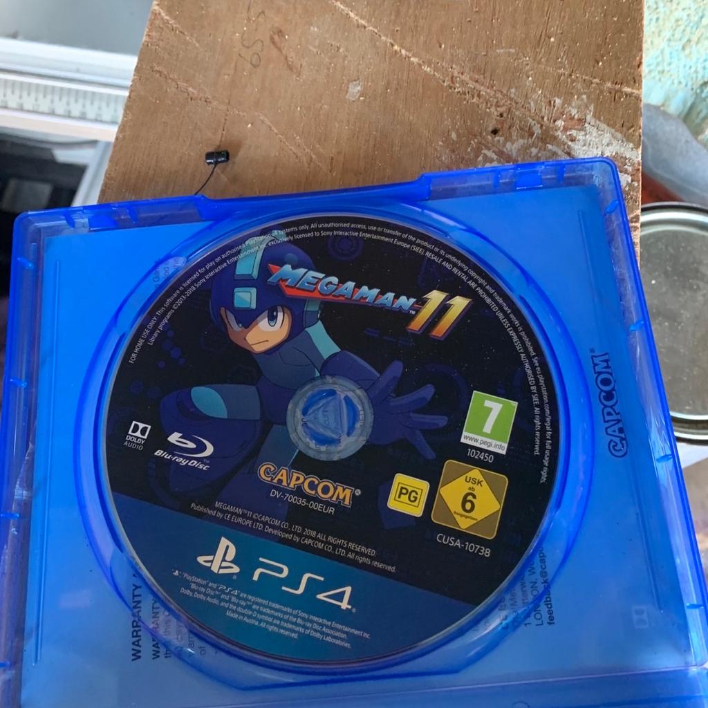 PS4 game in good condition works perfectly