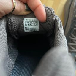 #muttertagjedentag
Neuwertige Adidas Yeezy Boost V2.
Größe 43,5
Zustand neuwertig, Rechnung vorhanden
Neupreis 250€
Privatverkauf keine Garantie oder Rücknahme.