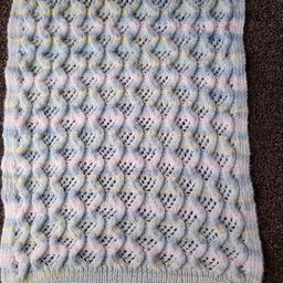 New hand-knitted by myself babies blanket knitted in double knit babies wool length approx 23.5 ins width approx 16.5 ins excellent condition can collect or can post for cost of p&p payment by PayPal