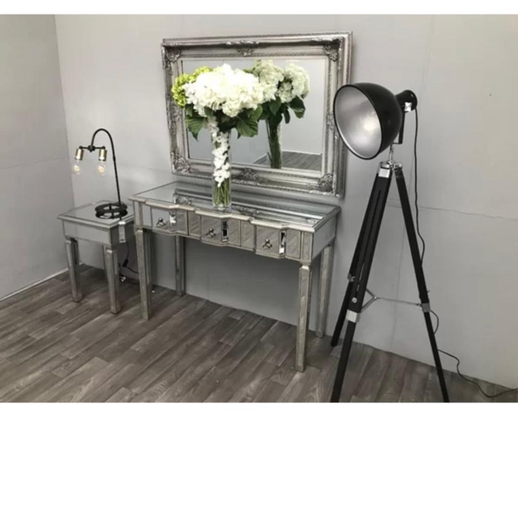 This mirrored console table adds instant glamour into any home. Arrange candles or a pair of statement lamps on top to create an ambient glow.

Table is in immaculate condition in a pet free home.

Measurements
Height: 80cm
Width: 112cm
Depth: 45cm

Collection only
Payment on collection

Any questions please feel free to reach out.