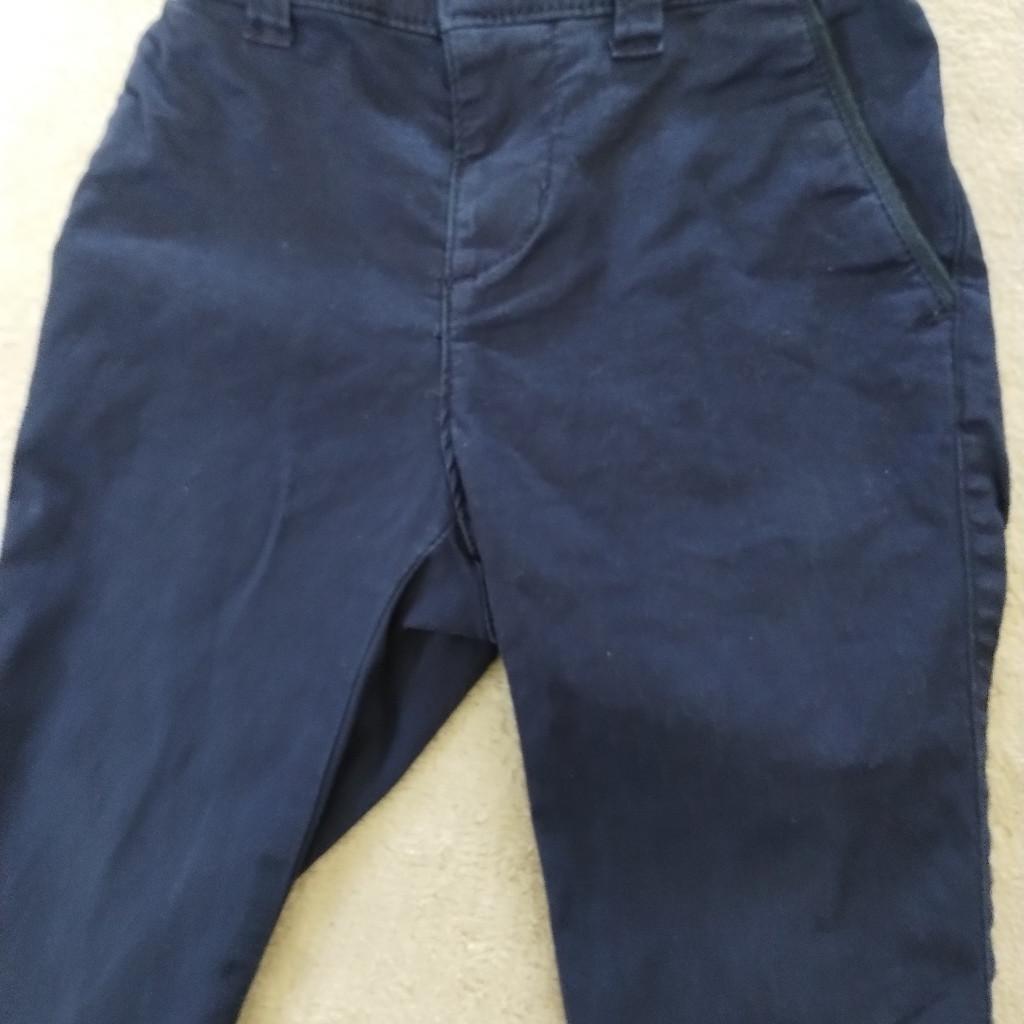 excellent condition from Gap
☀️buy 5 items or more and get 25% off ☀️
➡️collection Bootle or I can deliver if local or for a small fee to the different area
📨postage available, will combine clothes on request
💲will accept PayPal, bank transfer or cash on collection
,👗baby clothes from 0- 4 years 🦖
🗣️Advertised on other sites so can delete anytime