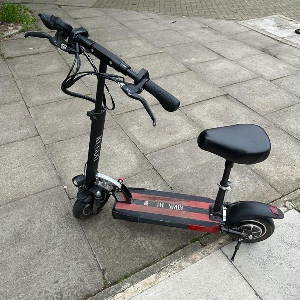 M4 Electric Scooter Seat Base - Sturdy Metal Platform For Stable Riding