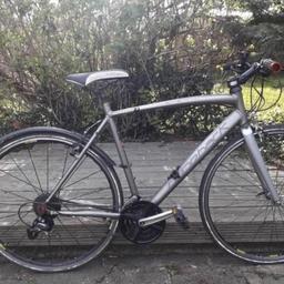 Ridgeback flight, in good overall condition. Just had all new cables, grips, bottom bracket, chain, rear caliper and front mech.
Really lightweight bike, seriously flys. grips subject to change.
Spec:
Deore equpped (3 × 8), 24 gears Lightweight frameset (56cm / 22")
Fizik saddle
Marathon PLUS TYRES! (25c) (The puncture proof tyre to have!)
700c wheelset (front Mavric Openpro, rear mavic ksyrium)